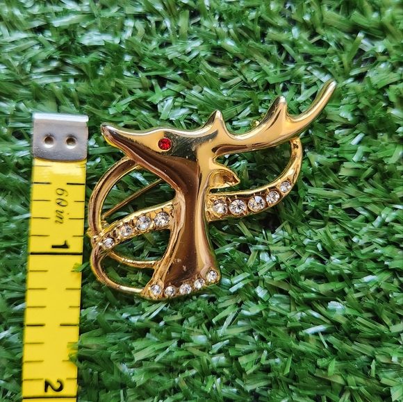 Reindeer Brooch - Picture 3 of 3